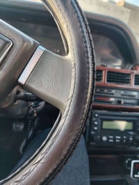 رقم ألماني • صدر نضيف • مصرف بنزين زين