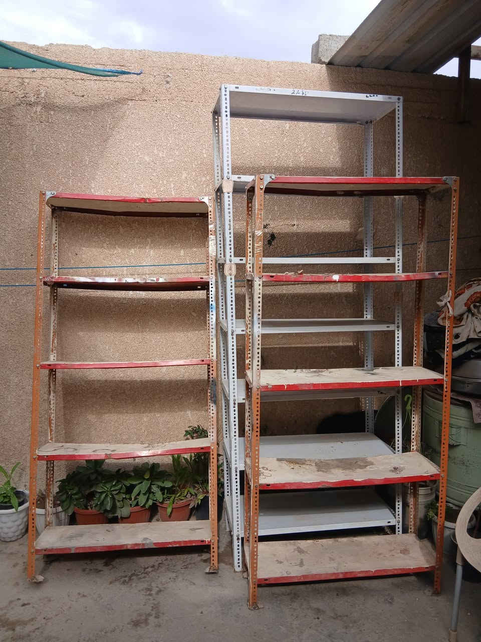 السلام عليكم اخوان رفوف عدد 5 باب اول الثقيل مو الخفيف يتحمل اوزان ثقيلة 7 طوابق مو 5 السوكي قياس ارتفاع 2،5مترين ونص. عرض95سم وعمق 40سم
ورفين الخفيف 5 طوابق قياس ارتفاع2 مترين وعرض95سم وعمق 30سم
ابيعهم شلع العدد 7سبع رفوف 5ثقيل وثنين خفيف السعر 250الف
مكاني بغدادالبياع الشرطة الخامسة منطقة الدوانم ***********
