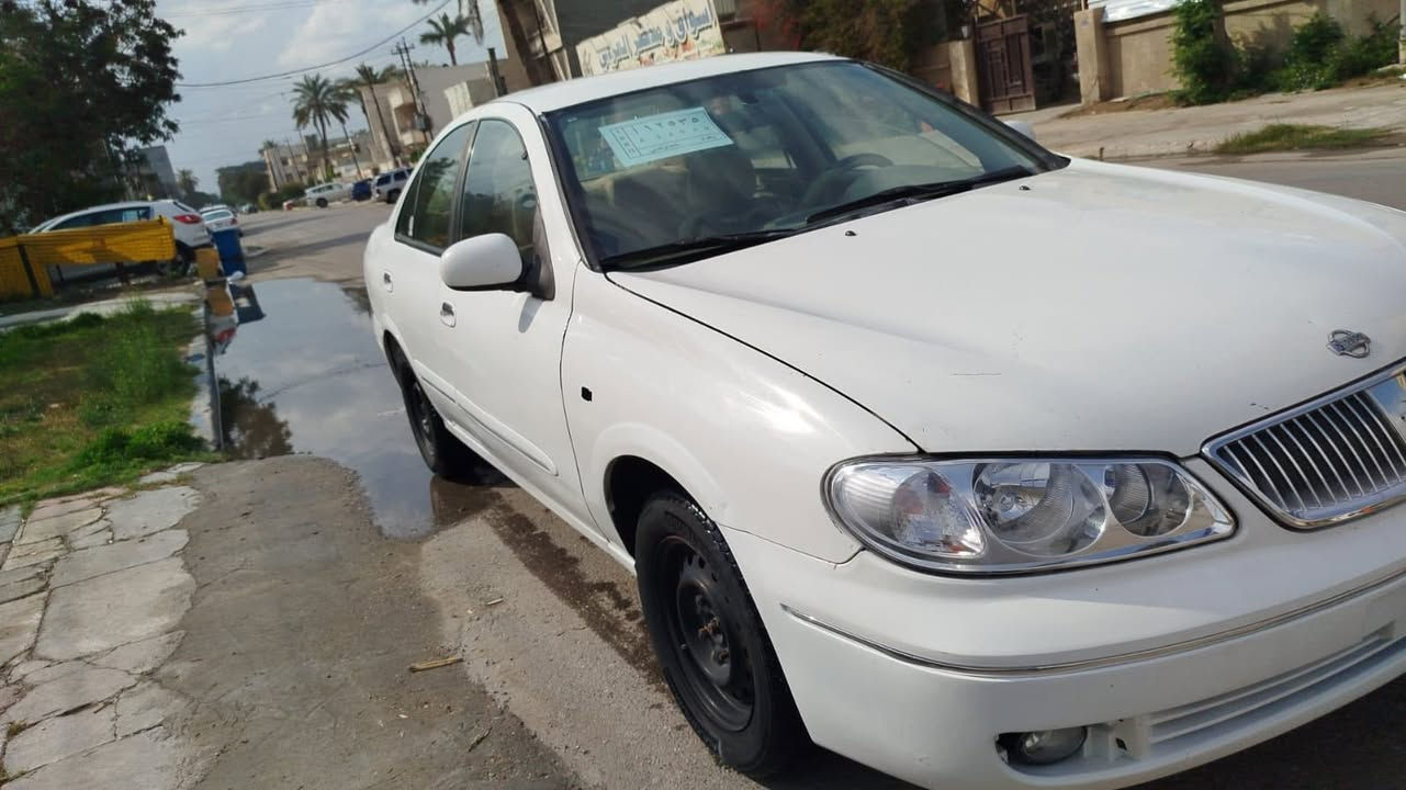 سلام عليكم نيسان سني للبيع ياباني موديل 2006 رقم بغداد رقم وهزه جديد كير عادي السياره مناقصهه كلشي للبيع للاستفسار *********** السعر 75 ورقه
