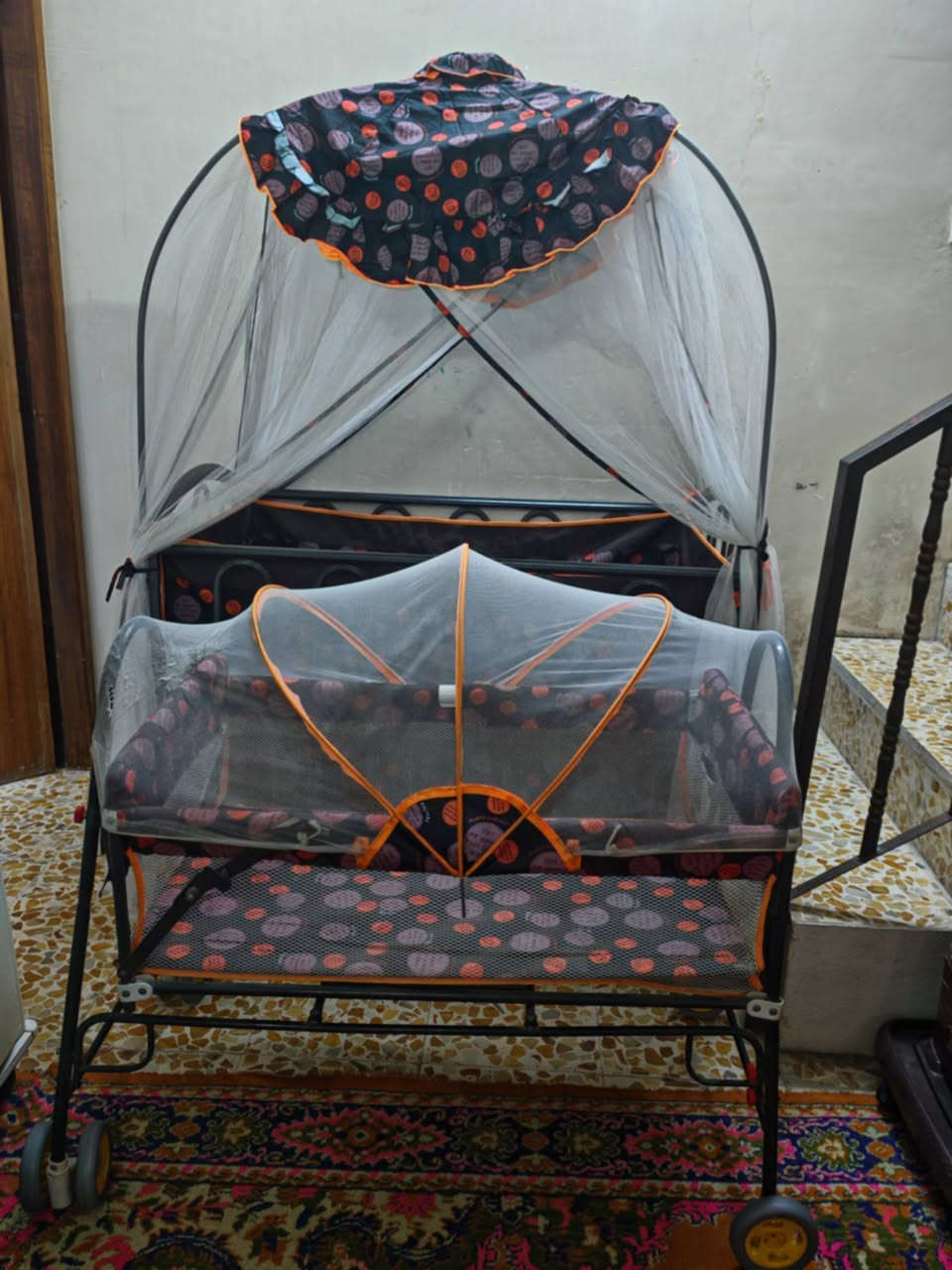 تخت طفل ويا هزاز انضاف التخت ويامطرح اسفنج وحيل نضيف سعرهم ثنينهم 80


**إذا كنت صاحب هذا الإعلان وتريد حذفه لأي سبب، رجاءا أرسل رسالة إلى الدعم الفني**