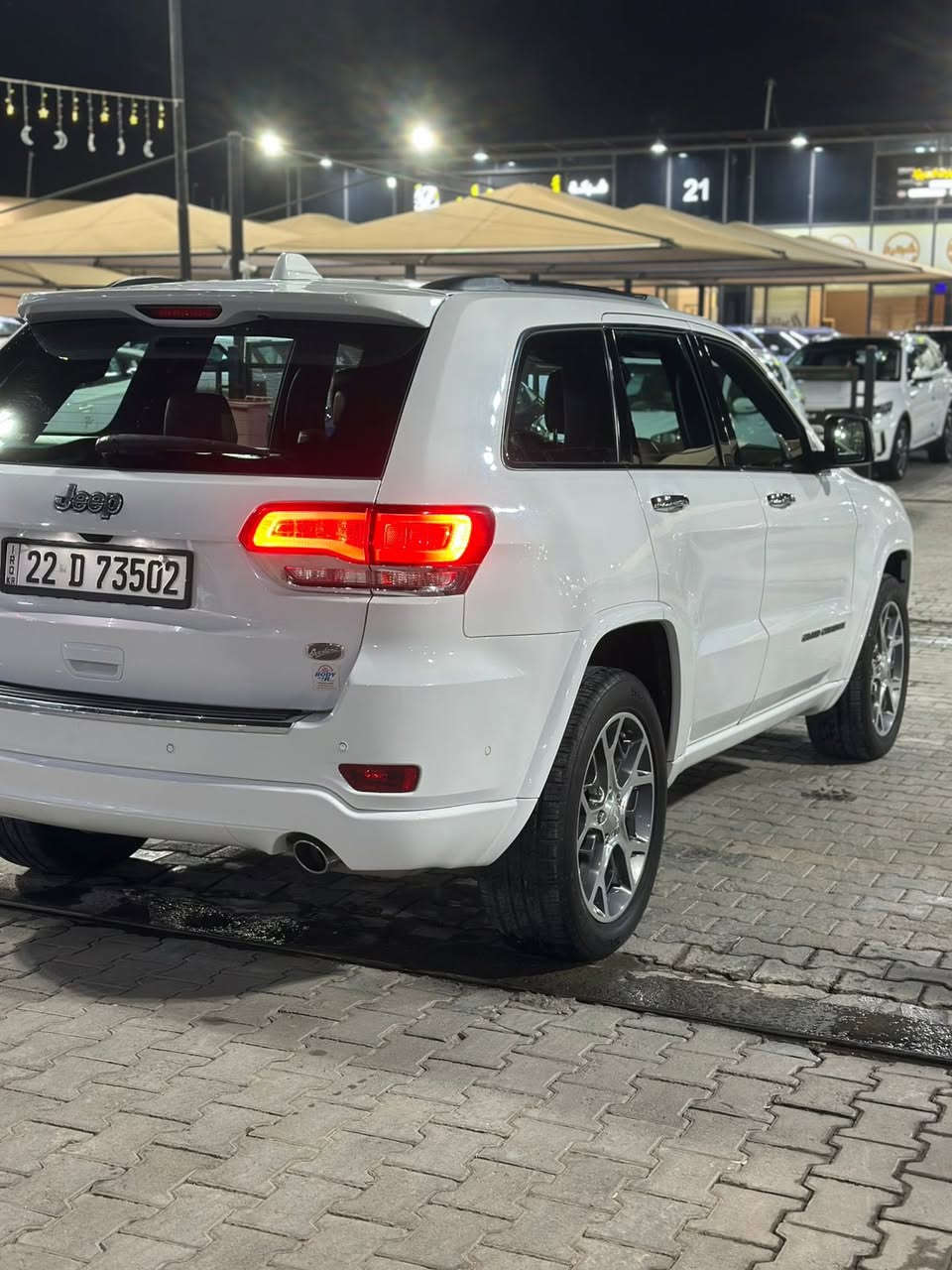 جيب خليجيه 2021 
اوفر لانـد 
وكالة هارلم 6سلندر 
فول مواصفات 
كفاله عامه 
فقط كارت بالجاملغ الامامي 
ماشيه 47 الف 
رقم شمالي باسمنه 
سياره فول الفول بعد معروفه مواصفات الاوفر لاند 
***********
السعر 320$
