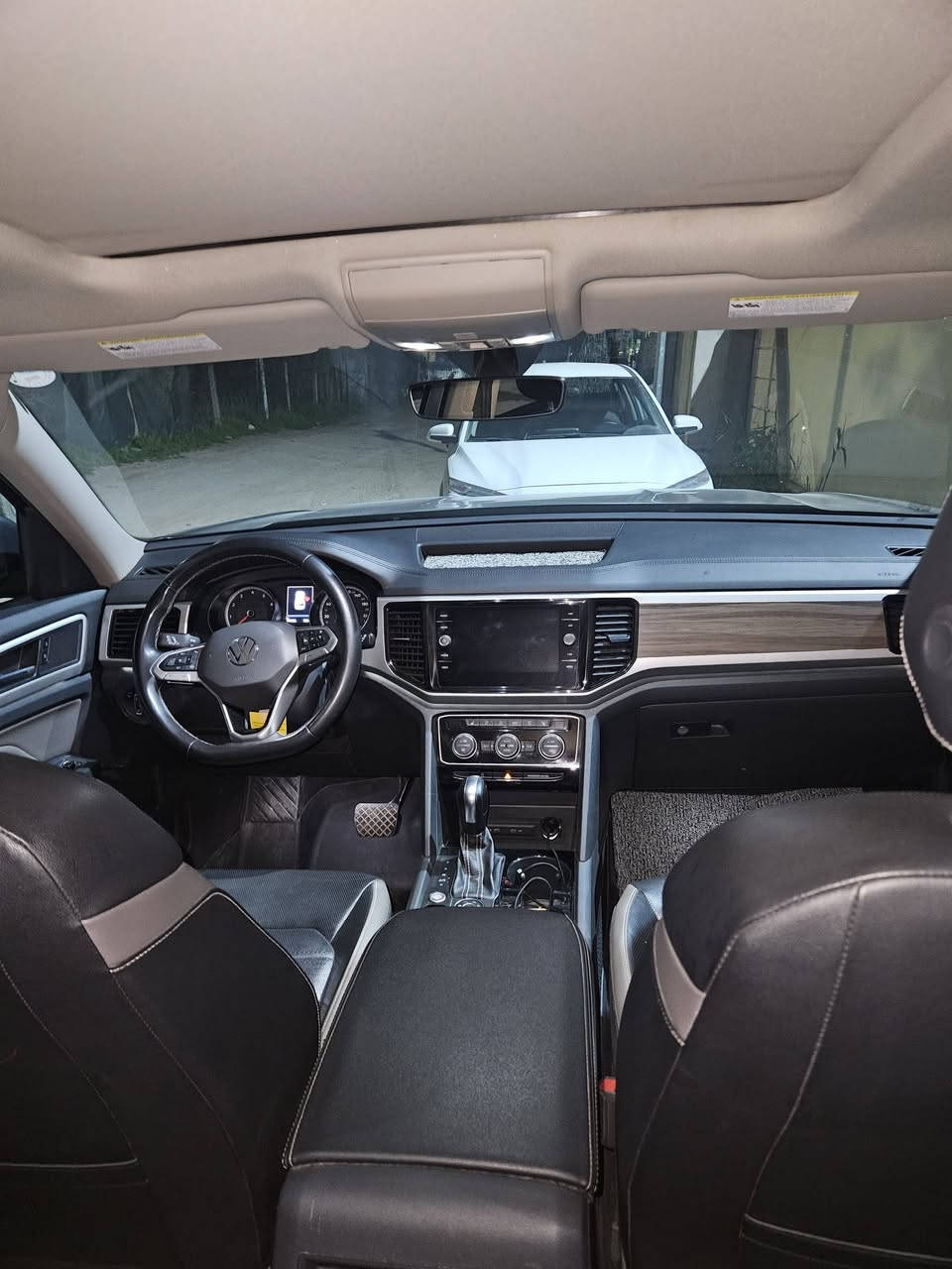 بيع مستعجل 
اطلس sel فول مواصفات 6 سلندر موديل 2021 ضرر جاملغ وبنيد ايرباك البرده فقط طاك السعر 27 الف


**إذا كنت صاحب هذا الإعلان وتريد حذفه لأي سبب، رجاءا أرسل رسالة إلى الدعم الفني**