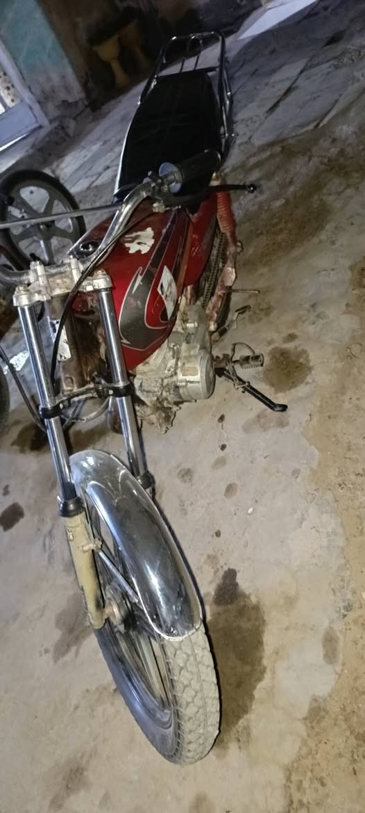 دراجه ايراني اربعه كير صالنصه رياضي فصله نار سعر 225 عنوان بغداد جسر ديالى  مابيها اوراق بس مكاتبه واكفلهه بغداد, العراق


**إذا كنت صاحب هذا الإعلان وتريد حذفه لأي سبب، رجاءا أرسل رسالة إلى الدعم الفني**