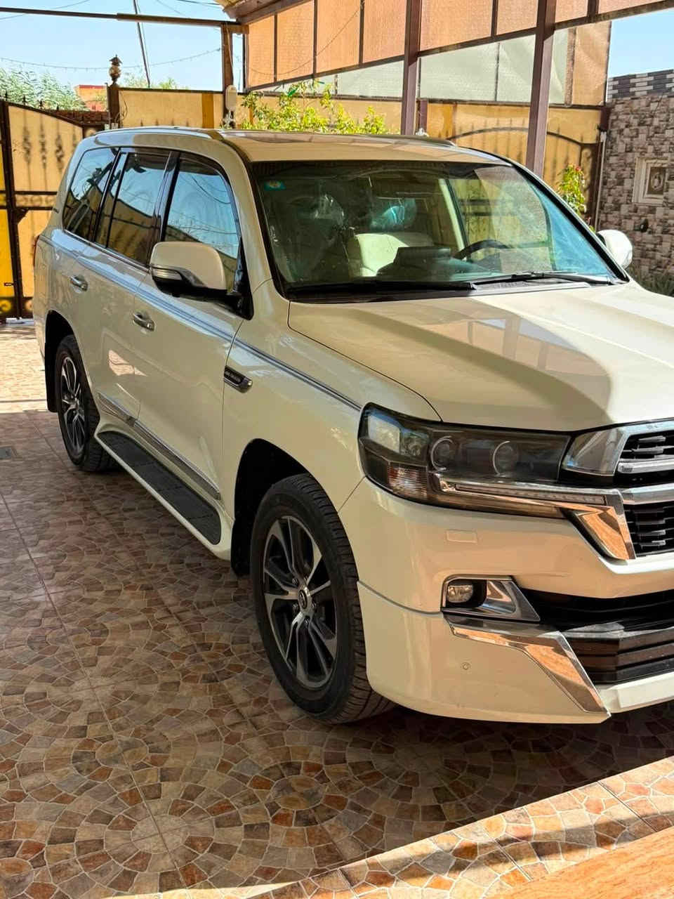 السلام عليكم لأندكروز موديل 2020 ساز باب اول 
محرك 4600 V8
رقم بغداد بسمي تحويل تريد ثاني يوم سنويه 2031
هزه جديده  
مكفوله كفاله عامه من صبغ  وتبديل والفتح ومن الرصعه 
فول مواصفات 1/1
عداد لكزز
بصمه تشغيل
بصمه أبواب
أشارت ترحيب
تشغيل عن بعد
مري شفط
خمس كامرات
فتحه سلايت
كشنات جلد اصلي
كشنات ثنين ثلاث حركات
جام تصعيد تنزيل عل ريمونت
دبل ماوس
8 ايرباك
جنطه كهرباء ذكيه
3قطع تبريد
اشاره لكزز
ثلاجه
مطفايه
مري قلاب
شاشه اماميه
شاشات خلفيه
سماعات 
حساس أمامي
حساس خلفي
وباقي مواصفات الساز المعروفه
السياره جديده بمعنى الكلمه وياها تخم تاير جديد ياباني
ماشيه 61 الف حقيقي

السعر 51500 يعني 5شدات 15 ورقه
 
للإستفسار اتصل على

***********

مكان السياره بابل
