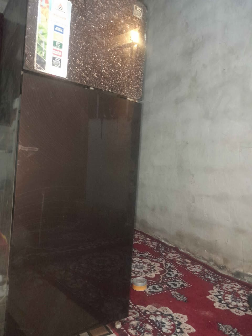 ثلاجة فول تجميد حيل نضيفه جديدة شركة السعر ١٢٥ مكاني الحسينية القمانيات حجم وسط ارتفاعها متر ونص هاتف *********** الفارس, صلاح الدين
