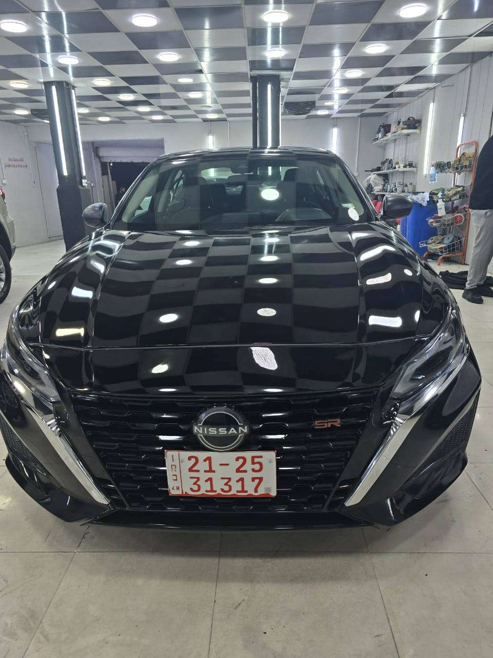 NISSN ALTIMA   SV  2024
السعر  150 $$
اللون  اسود
حادثها جاملغ سكن وبونيد فقط
ايرباك استيرن وتكمه طاك
الدواخل والشاصي مكفوله من الحادث
المواصفات الفئة ال SV 
حساس ضغط هواء الاطارات
رادار امامي + رادار جانبي + توقف ذاتي
شاشه لمس 
كشن شامو
شاشة ذكية + مخرج usb عدد 2 + مخرن taypC 
عداد المسافة :- 42 الف ميل 
لايت زينون + ليد نهاري 
 كشن السائق كهرباء
كاتي تترقم شمالي
 + بصمة تشغيل + تشغيل عن بعد
العنوان كركوك
رقم الهاتف :-  ***********
