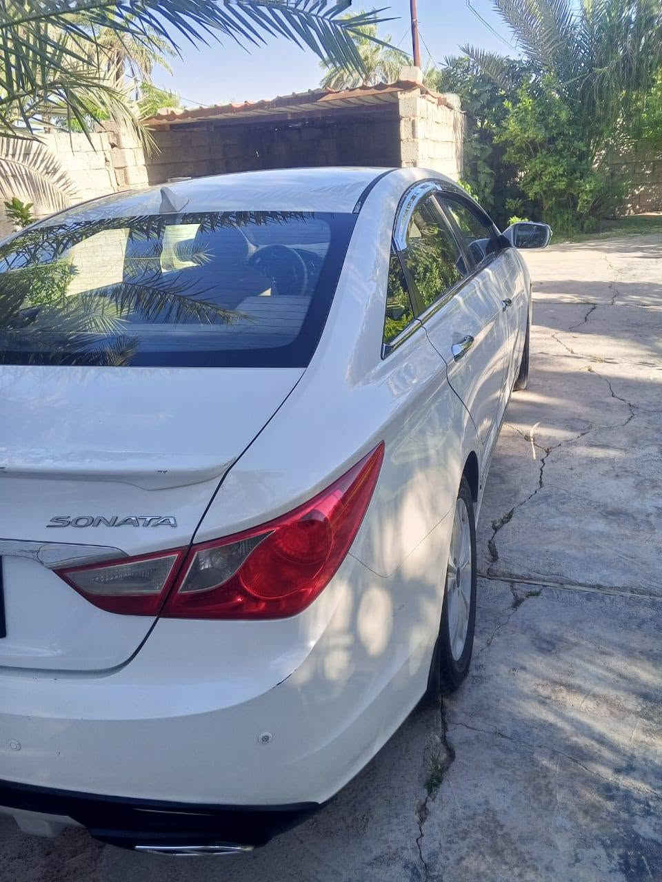 سوناتا موديل ١١ خليجي رقم بغداد دولي رقم وسنوية وهزة كله جديد 
محرك ٢٤٠٠ دوش كفالة محرك وكير وتبريد وصدر امامي خلفي جديد 
ويل كب 
تخم تأير 
كفاله ما عدا نص باب امامي جهة اليمنى صبغ 
السعر ١٢٢ وبيها مجال بسيط 
مكان السيارة ديالى الوجيهيه 
***********

