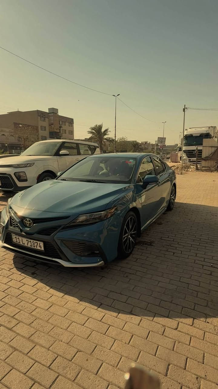 Toyota Camry 2023
بيع فقط بدون مراوس

بانزين فقط 

ماشية 70 الف كيلو

كشنات جلد 

مواصفات SE 

تحكمات ستيرن

كاربلي و اندرويد اوتو

أنظمة قيادة sport - eco - normal 

كير مكينة حدادية مكفول

حادث موضح بالصور جاملغ امامي و بالبنيد مبدل اصلي وجاملغ صبغ ايرباكات كلها سليمه

سيارة ع ايدي باسمي تحويل ثاني يوم رقم بغداد و مكانها بغداد 

السعر ٢٢٠ و بيها مجال 

للاستفسار ***********
