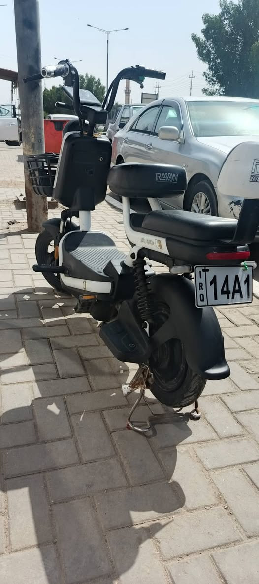 للبيع دراجة شحن نوع ريان
موديل 2025 نظيفه بطاريات نضيفه
ماناقصة أي شي السعر 250وبيهه مجال للشراي 
أو مراوس بجهاز حسب القناعه


**إذا كنت صاحب هذا الإعلان وتريد حذفه لأي سبب، رجاءا أرسل رسالة إلى الدعم الفني**