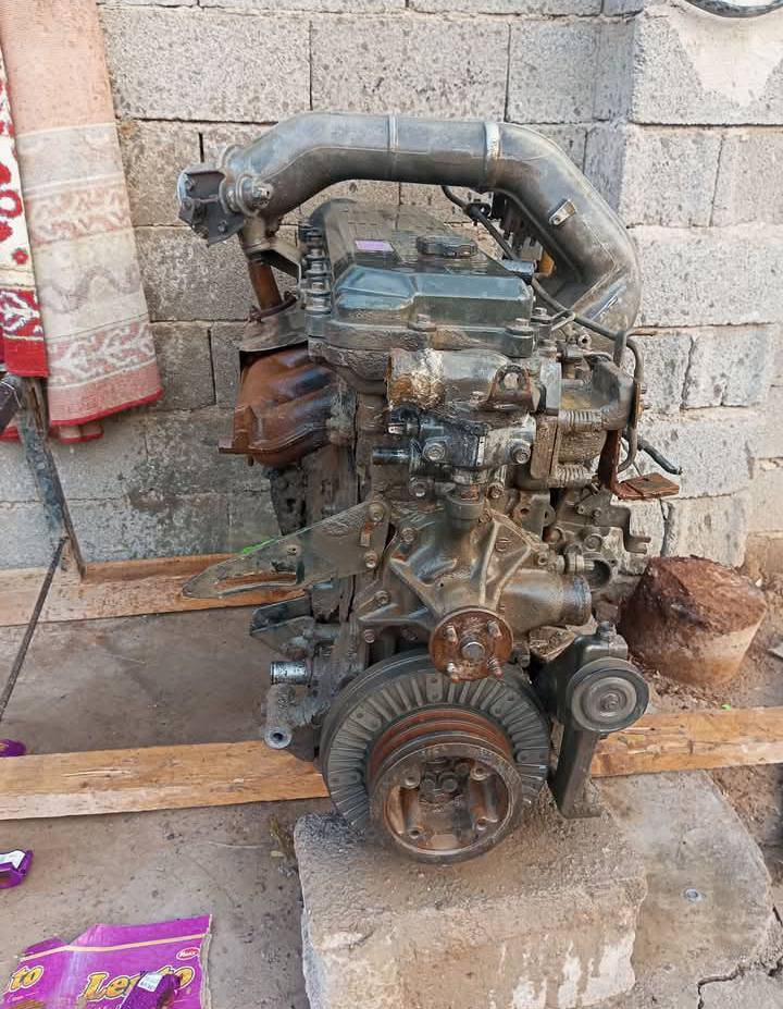 السلام عليكم مكينه فوسه كرستال ما تحصر وكب للبيع من عده السلف والداينمو والبم محور ميكانيكي /متواجد فقط واتساب ***********
