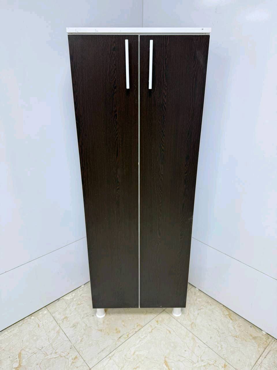 جزامه خشب 

القياسات 
165 سم الارتفاع 
 60 سم العرض 
33سم العمق 

السعر 100 الف 
التوصيل بغداد 5 الاف 
محافظات 10 الاف 