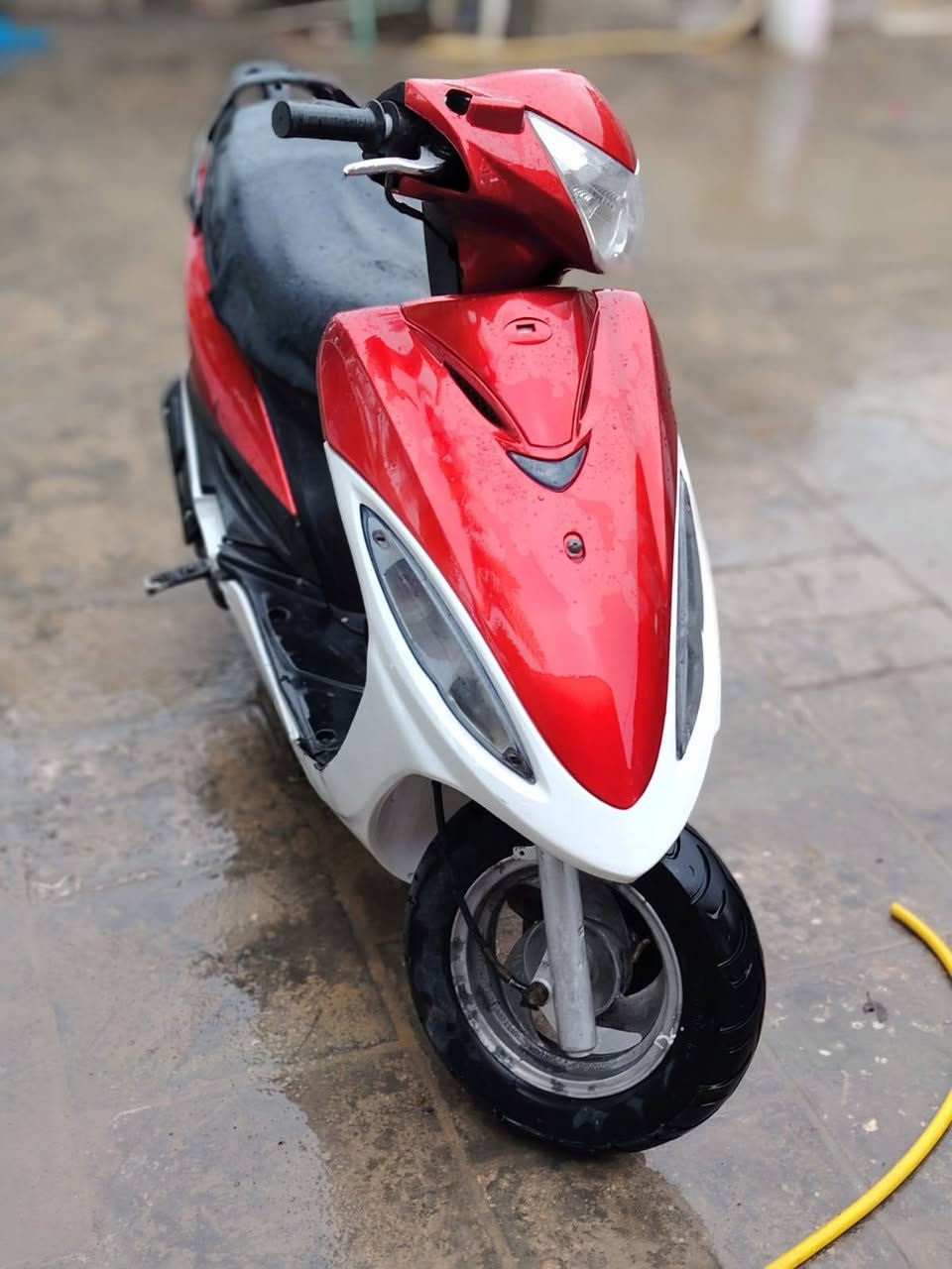 سلام عليكم دراجة كامكو جي فور الدراجه برغي ماعايزه سلف هندر كلشي شغال 
السعر خاص مكاني نجف


**إذا كنت صاحب هذا الإعلان وتريد حذفه لأي سبب، رجاءا أرسل رسالة إلى الدعم الفني**