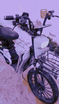 بايسكل شحن موديل ٢٠٢٥ البطاريات بحالة جيدة الجامرلغ الامامي موجود السع...