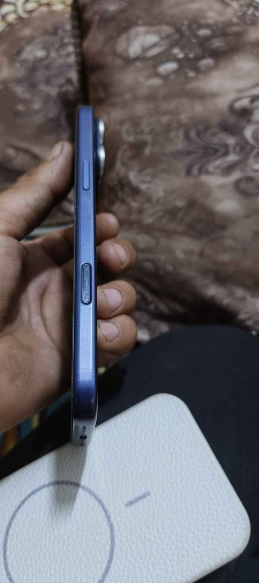 ذاكره واحد تيرا جهاز مستخدم شهر باب ثاني مطابق للاصليه السعر 250 بيع ومراوس بطاريه 100 كامل ملحقاته حافظه وكرتونه كيبل مكاني كربلاء طريق الحر بيع ومراوس رقم الهاتف*********** كربلاء, العراق
