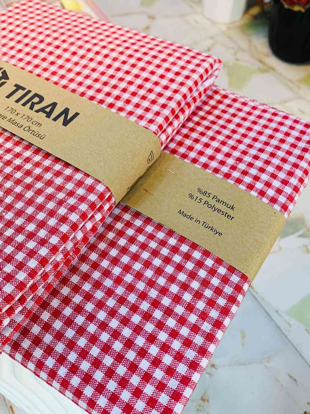 الاورزدي اتكيت وديكور 🎀
مفرش كاروهات قطني تركي ثقيل 170*170 سم ب10 
متوفرتوصيل للجميع محافظات العراق 🚚
الاورزدي / يقدملكم كل مايحتاجة المنزل من ديكورات 
ومستلزمات منزلية نتعامل بالاصلي فقط . 
من افضل الانواع الموجودة في الاسواق
لمسة منزل فاخرة وحديثة للمنزلك 
العنوان ( واسط قضاء الحي ) 
الموقع مثبت داخل البيج 
اوقات العمل عصر وليل متواجدين 
للاستفسار الاتصال على الرقم *********** 
او مراسلة البيج للطلبات التوصيل 
زورونا اهلا وسهلا بكم 💐💐
