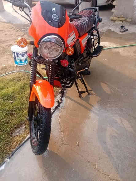 سلام عليكم دايوان لبيع 2021 اوراق كوت اصولي السعر 1650وبيهه مجال واسط العزيزيه ***********
