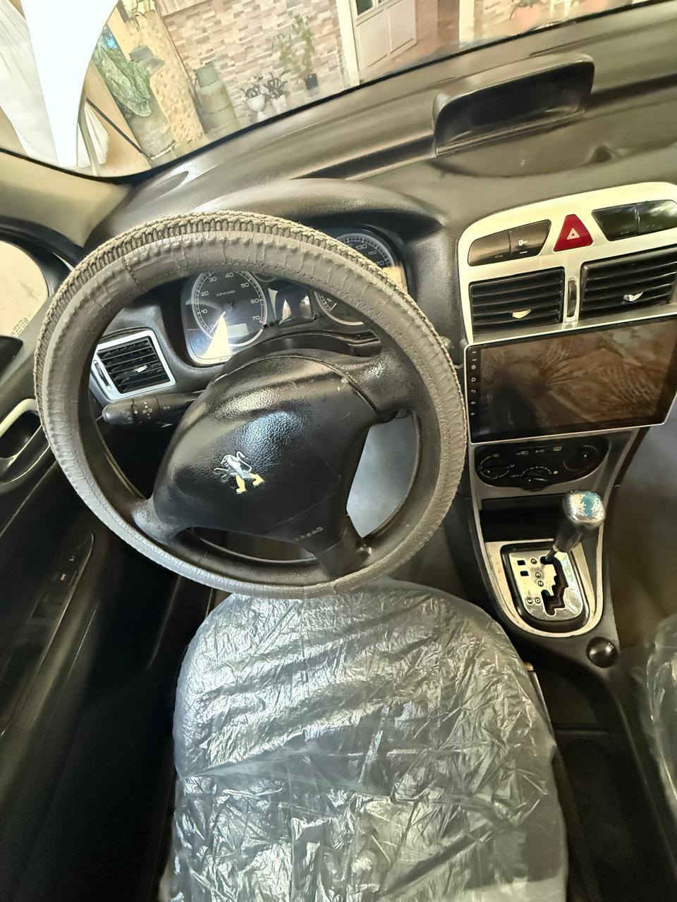 بيجو 307 موديل 2005 تبريد ثلج وسنوية جديدة لحد 2031 بإسمي  كم قطعه صبغ بي صغير  بشرط مكينة وكير  السعر 52 وإلي يريد تحويل مباشر ،
 مكاني كركوك للتواصل اتصل واتساب📞 ***********
