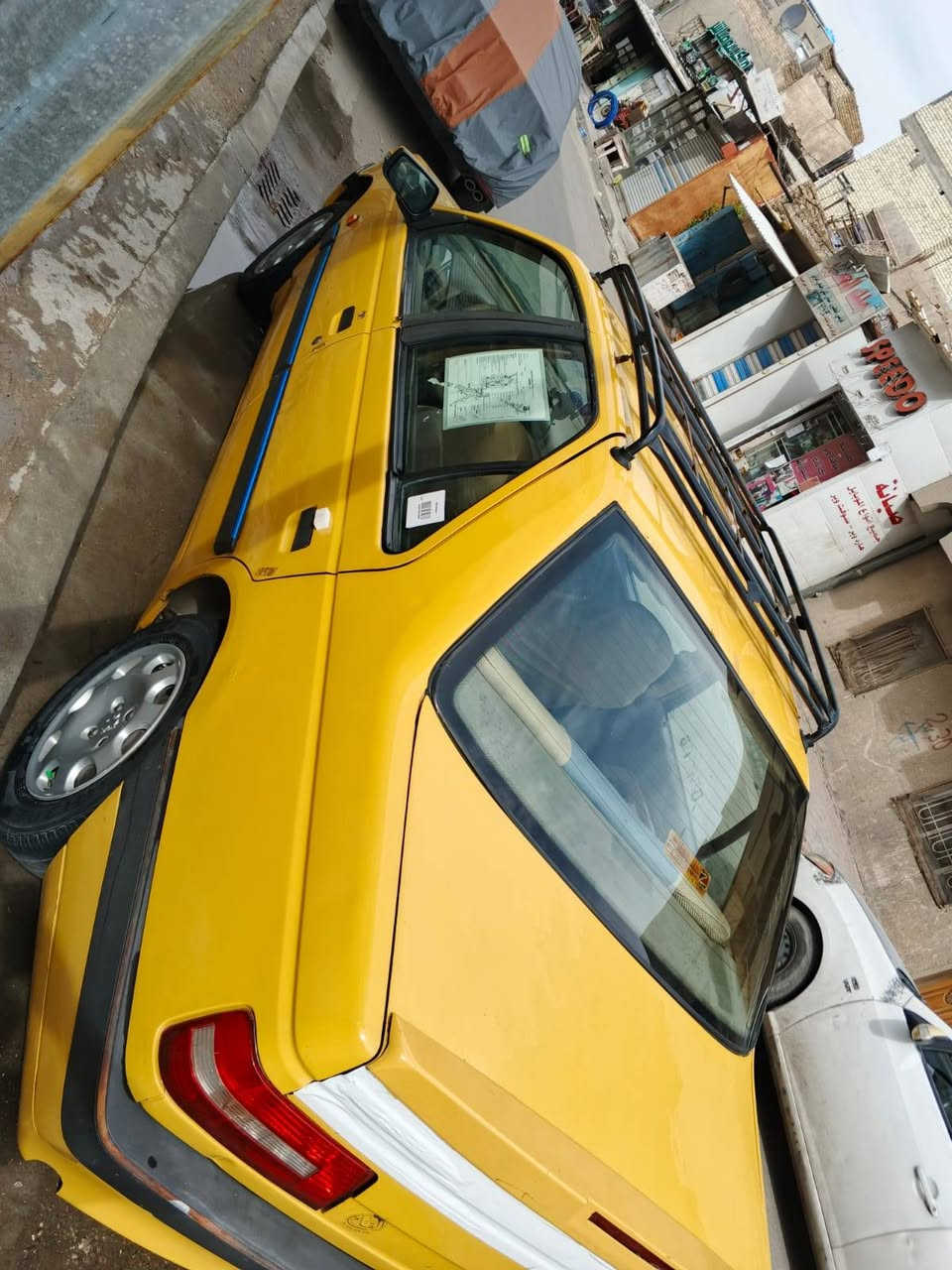 سلام عليكم للبيع بيجو لميس موديل ٢٠١٦ بدون ضربة فقط بيها صبغ بلجاملغ الامامي سيارة جديد كلج جديد تبريد ادامة كامله عليها مصفره هيئة وغرامات بسمي اي نقص مابيها السعر ٤٤ وبيها مجال مكاني بغداد للاستفسار ***********
