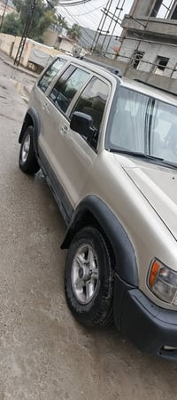 تروبر ٢٠٠١ • توماتيك • الموصل جانب الايسر