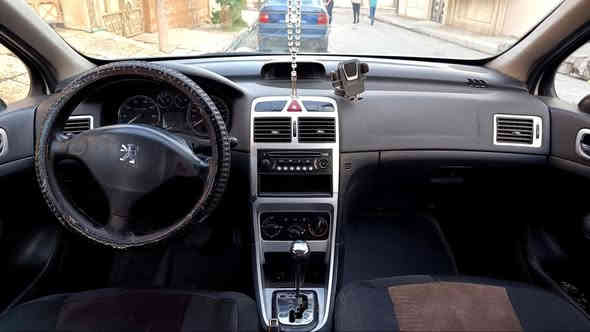 السلام عليكم تم اعادة النشر بسبب الوعود الكاذبة سيارة للبيع نوع بيجو 307 موديل 2006 كير محرك شرط تبريد شغال باتري جديد طخم تاير جديد السيارة باسم صاحبها الشرعي موجود شرط الوكالة والتحويل سنوية ساقطة 2018 رقم نينوى بيها اثار شضاية مال تحرير من جهة النفر والسقف مصلحة بيها كابون بانزين
السعر (50) ***********
