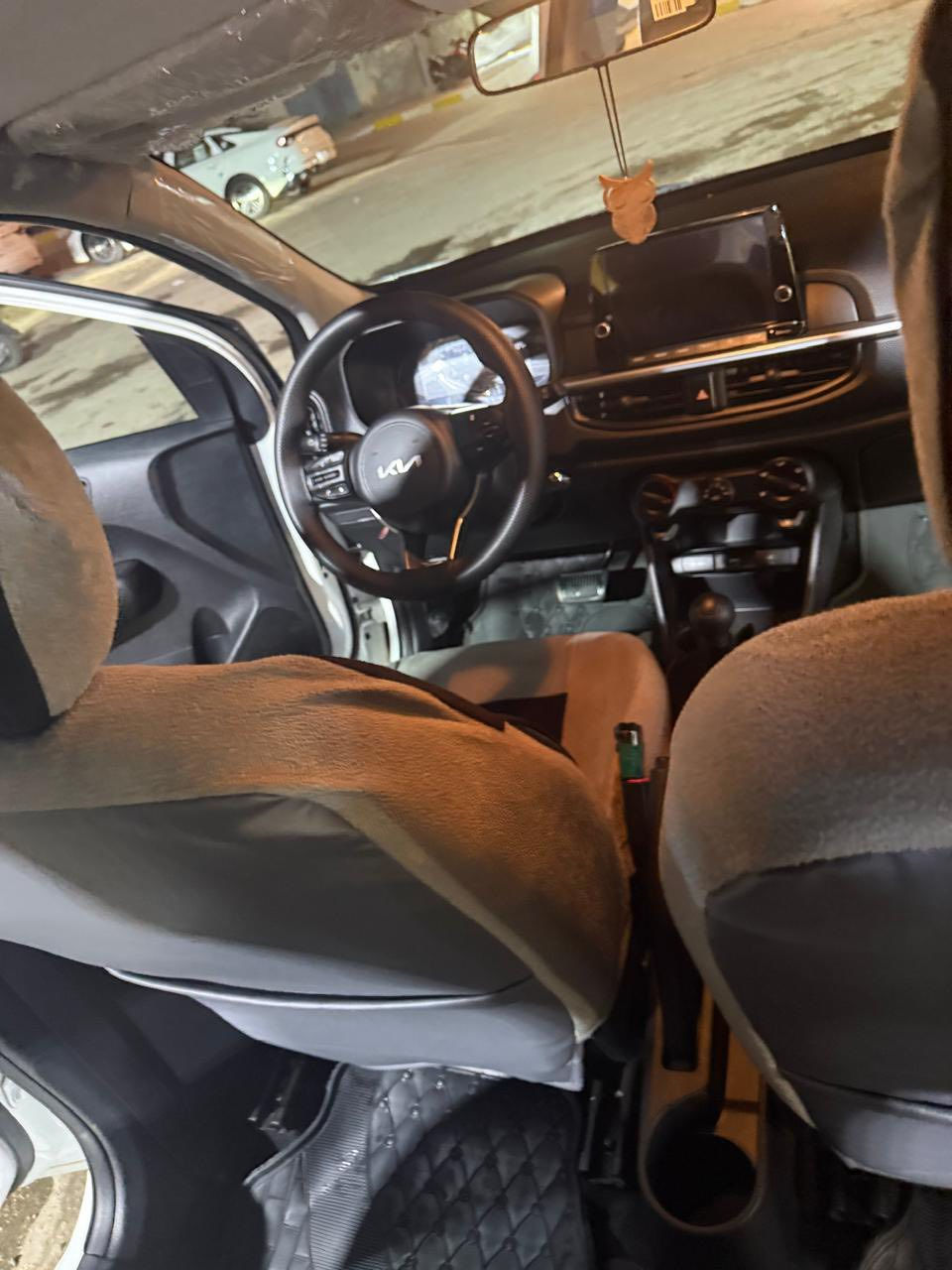 للبيع بيكانتو موديل ٢٤ ماشيه ١٤ الف تقريبا مكفوله من دعاميه لدعاميه من صبغ وبارد ***********
