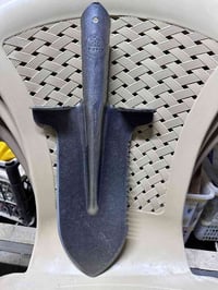 ماكو منه بالعراق قطعتين واصل للبيت 35 الف كرك ومقص صناعة ( ياباني ) اا...