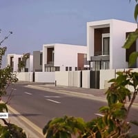 للبيع دار 220 متر  هيلز ركن  جاهز للسكن  يحتوي على 4 غرف نوم + صاله مف...