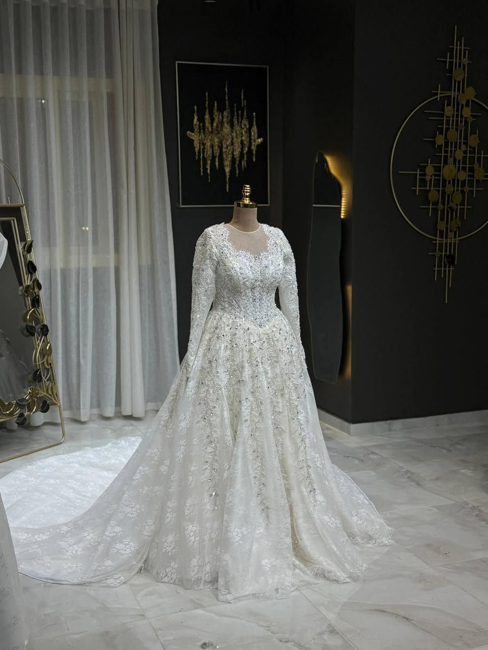 A wedding dress from. Aya Elgamal👰🏼‍♀🤍✨️
1156297882 +20📞📲💌 

👰🕊🤍بارك الله لكما وبارك عليكما!🤍🕊👰


**إذا كنت صاحب هذا الإعلان وتريد حذفه لأي سبب، رجاءا أرسل رسالة إلى الدعم الفني**