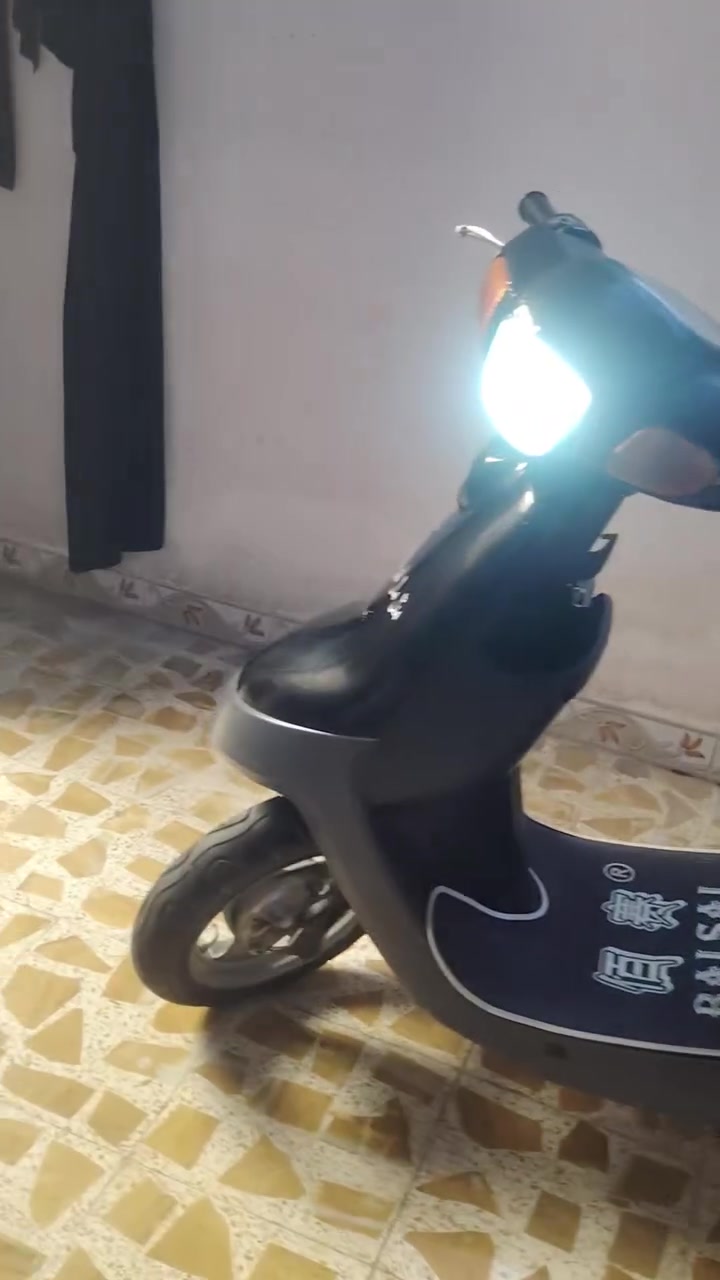 سلام عليكم ماطور بوتين للبيع سعرو 325
وبي مجال حك جيتك والماطور نضيف محرك فول كلشي بي شغل 777 146 4142 بي وتساب


**إذا كنت صاحب هذا الإعلان وتريد حذفه لأي سبب، رجاءا أرسل رسالة إلى الدعم الفني**