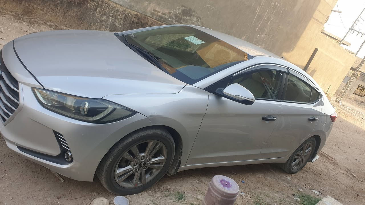 النترا مديل ١٧خليجي كير محرك تبريد برغي مامفتوح بيها حداديه تخم تاير جديد بيها باب صبغ اثر شخط اوقبق الجنطه فقط مكاني بابل شارع ٨٠ بسمي اربيل رقم جديد السعر ١٢٨ موبايل ***********
