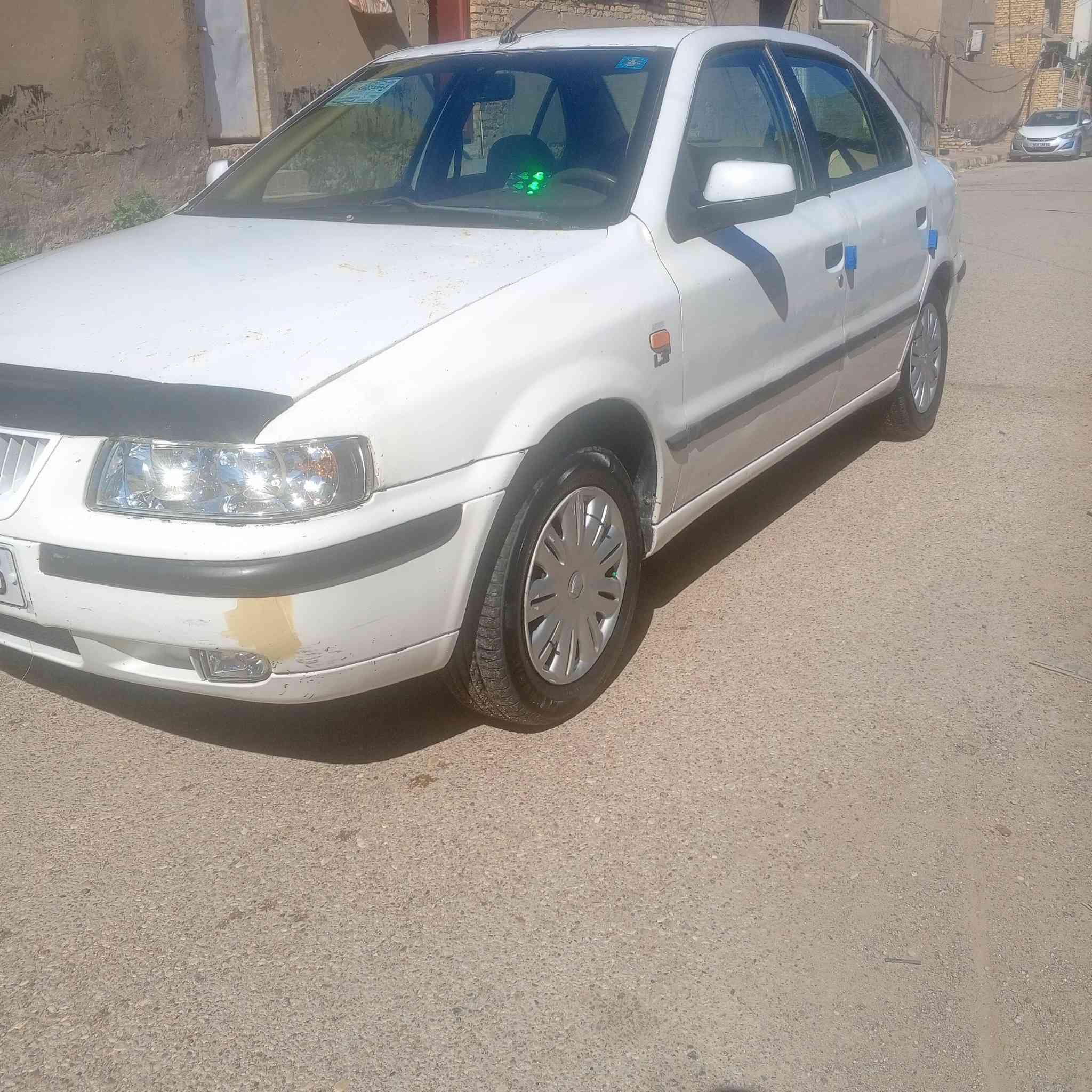 السلام عليكم
سمند موديل 10قادسيه بسمي رقم انكليزي 
تحويل مباشر باي محافظه
سياره جاهزه 
بدون تبديل او صبغ فقط بيه بارد
كهربائيات كل شغاله
محرك كير على الفحص
مكان السياره كوت مركز المحافظه
***********
السعر 34وبيه مجال ان شاءالله
