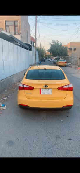 سلام  عليكم فورتي للبيع مديل ١٦ امريكي حادث بس مال امريكا بنيد امبدل بدون دواخل مكينه ١٨٠٠ دوش لا تبخير ولا تنقيص سياره خطين بانزين غاز بأسمي مصفره كلشي سعر ١١٥ مكان سياره بغداد بلديات ***********
