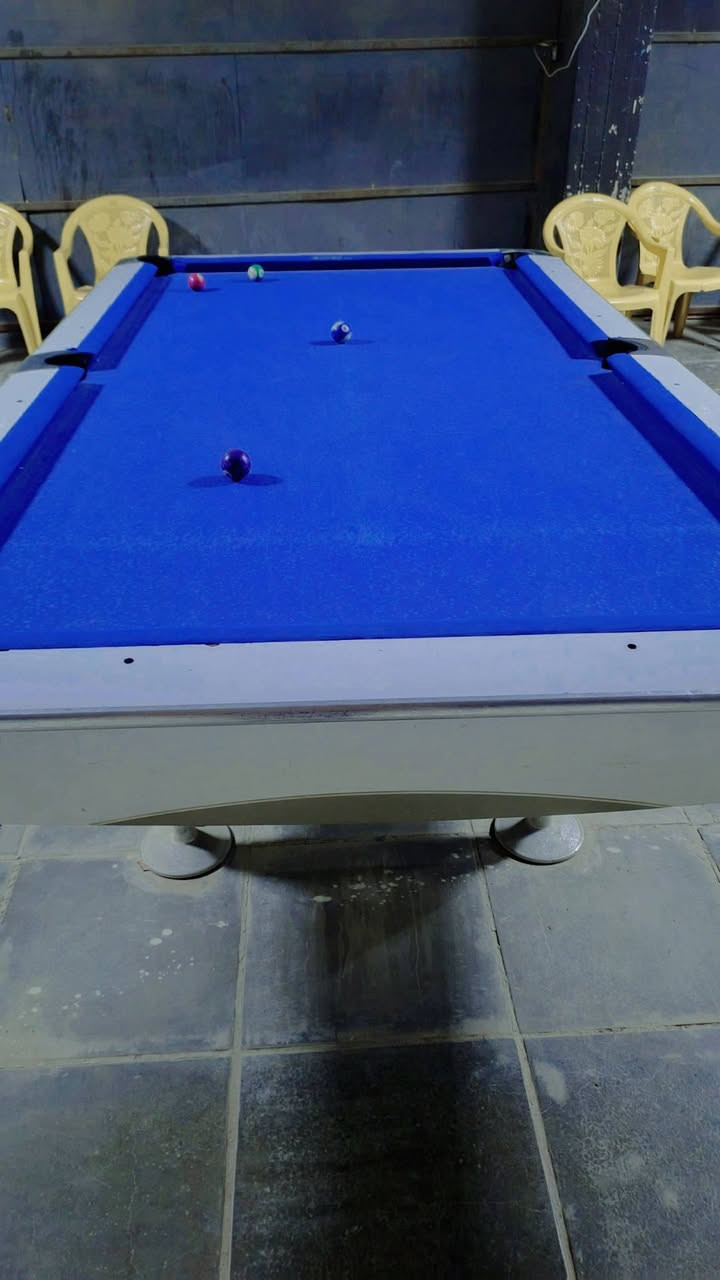 للبيع ميوزه بلياردو
سوبر ماستر 
دبل شاصي  3  الواحد ب 8 ورقات 
تك شاصي   3  الوحد ب  7  ورقات 
وبيهن مجال  
الاستفسار. ***********
المكان سوق الشيوخ 
كل ميز ويا كيوبين وطوبات
