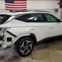 من رخصت أدمن المحترم ……….. توسان موديل 22 واردامريكي حادث خفيف جدا شبه...