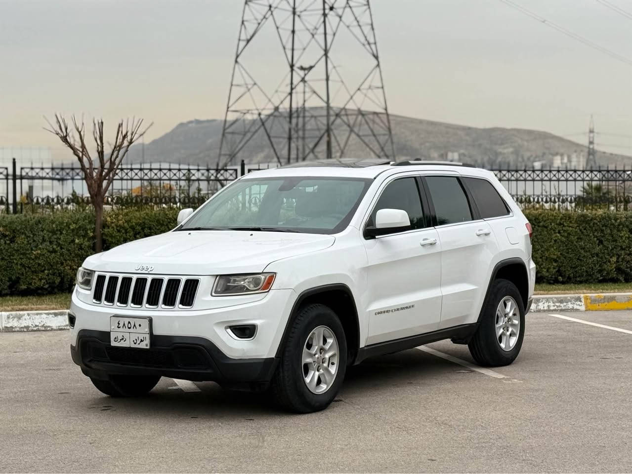 عائلية و جوه الدفترين شتريد بعد 🔥🔥
Jeep Grand Cherokee 2015
جيب گراند شيروكي 😍
مواصفات Limited 4x4  فتحة سقف و مقاعد جلد و تدفئة ✨

مكينة ٦سلندر حجم ٣.٦لتر تنفس طبيعي❗️
ماشية 189,000 ميل و بحالة ممتازة ⚠️

🛑ضرر السيارة بيها طخة بسيطة حافة الجاملغ و اسفل البابين صبغ فقط اكيد بدون دواخل و بدون ايرباكات

سيارة رقم دهوك و ب اسمنا شرط التحويل 👍🏻
سعر السيارة فقط (198$) ورقة و بيها مجال للطيبين هم🤩

للاستفسار عن السيارة واتس اب - كورك👇🏻
☎️***********☎️ دهوك, العراق
