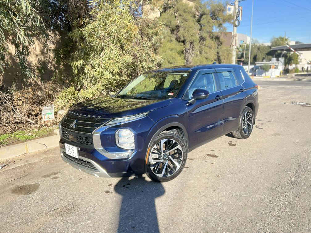 سلام علیكم مستبوشي اوتلاندر مودیل 2023بیهە قطعه واحد فقط بدون دواخل ایرباك سستم بلادی سعر 207 بي مجال جدن بصـیط مكان سیارة اربیل تحویل وكالة نفس یوم بشرط*********** أربيل, العراق
