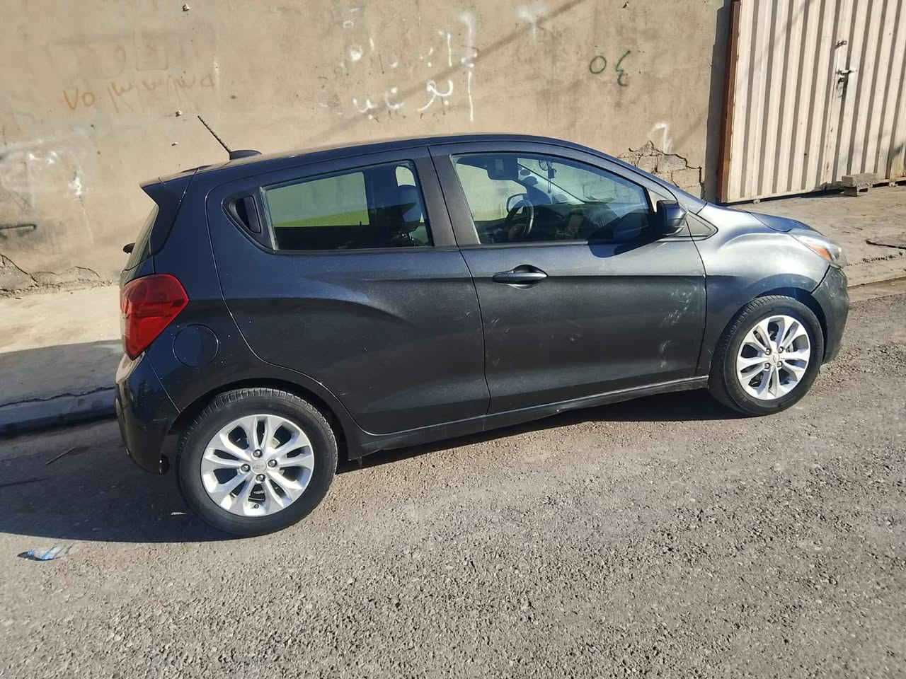 🚗 للبيع: شفروليه سبارك 2021 LT

📍 الموقع: أربيل

وارد أمريكي 🇺🇸

فئة LT (مواصفات جيدة)

مكينة + قير شرط 100% ✔️

استخدام يومي ونظيف

اقتصادية جداً بالبنزين ⛽

تبريد ممتاز ❄️

شاشة + كاميرا

📌 السيارة بيها صبغ (حسب الفحص)، ما تأثر على الاستخدام📌 جاهزة للفحص بأي مكان

💰 السعر: 9,300$ (قابل للتفاوض للجادين)

📞 للتواصل: ***********
