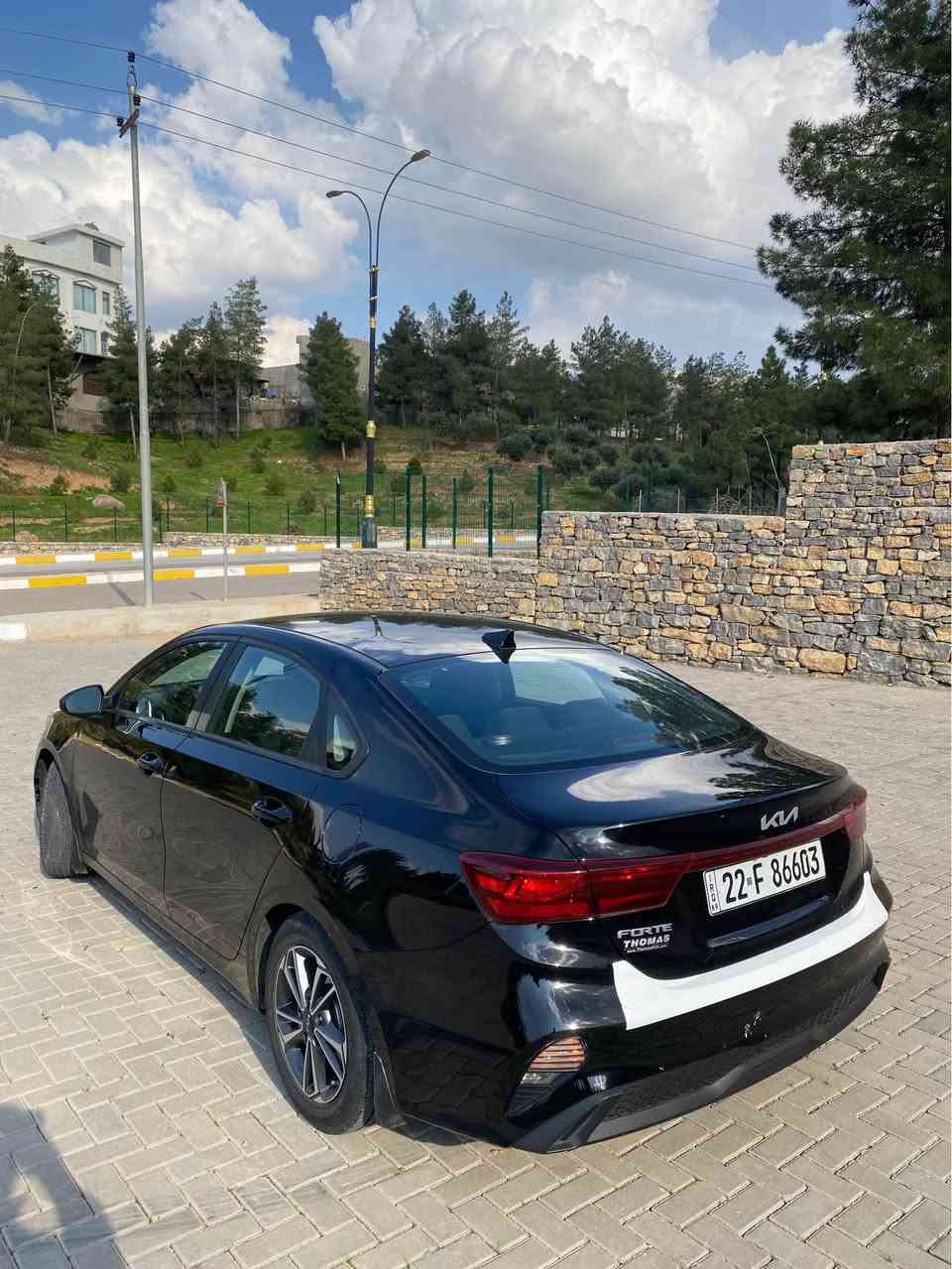 سەرەتا بە ناوی خوای گەورە و میهرەبان

فرۆشتنی خێرا

کیا فۆرتی

مۆدیل ٢٠٢٢

مواسفات ئەمریکی فول مواسفات بەس سڵاید نیە 

ڕادارە تۆماتیکە دەبل گیرە و حاسەیە و کامیرایە و سپۆرتە شاشە گەورەیە تەعدید سرعەیە و دەبل گیچ و دەبل ایرباگ و لایت ئۆتۆیە و ئۆکس و بلوتوس و میمۆری و زۆر مواسفاتی تر..!

نموونە لە جوانی و پاکی

گیر و مەکینە و کارەبایی و تەبرید و تەقە و رەقە و تندوتۆلی بەشەرت

گیر و مەکینەی بەشەرت نەکراوەتەوە

٨٠ هەزار کیلۆمەتر حەقیقی رۆشتووە

دوو پارچەی بۆیاخە بەبی ناوگرتن و بەبی قرچ و بەبی کاڵبوونەوە

کاڵبوونەوەی نیە

پیش و دوای کەپسە و سەقف و شان و چواردەوری شوشەیی

٤ تایە و ویلی لۆکی بیلادی لە ژێرە

رەقەم و سەنەوی تازەیە و بە ناوی خۆمانەوەیە و تەحویل و خرامە و بە ناوکردن بەشەرت

سەیارەکە کامل سیرڤس کراوە

هەموو ئەدەواتیکی شریکەی ماوە

ماڵی دۆستە و دیناریک مەسروفی نیە

بۆ عەیب و عار پرسیار مەکە.!

شوین// هەڵەبجەی شەهید

سعری// ١٣٨ گڵا مجالیکی برایانەی تیدایە

ئاسیا ***********

کۆرەک ***********

واتساب و تیلگرام و ڤایبەری لەسەرە.! حلبجة, السليمانية
