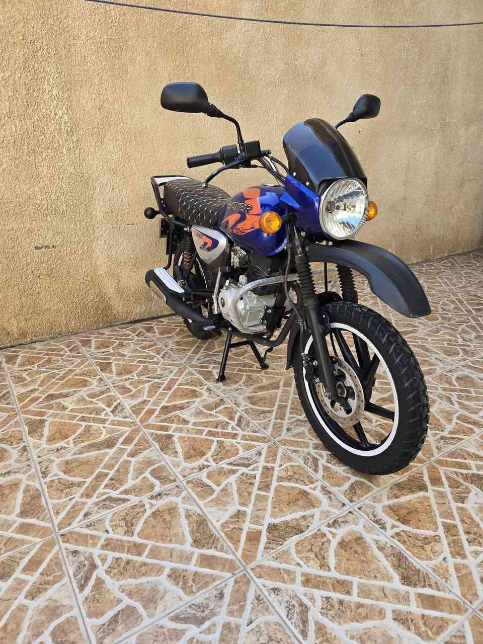السلام عليكم شباب
بوكسر للبيع 
موديل 2023 
 نازله 2025 
دراجه زيرو
مكفوله كفاله عامه 
دراجه رقم وسنويه ديالى 
نكليزي تحويل ثاني يوم 
مكاني ديالى خالص
 الشراي يتصل على هذا الرقم ***********
