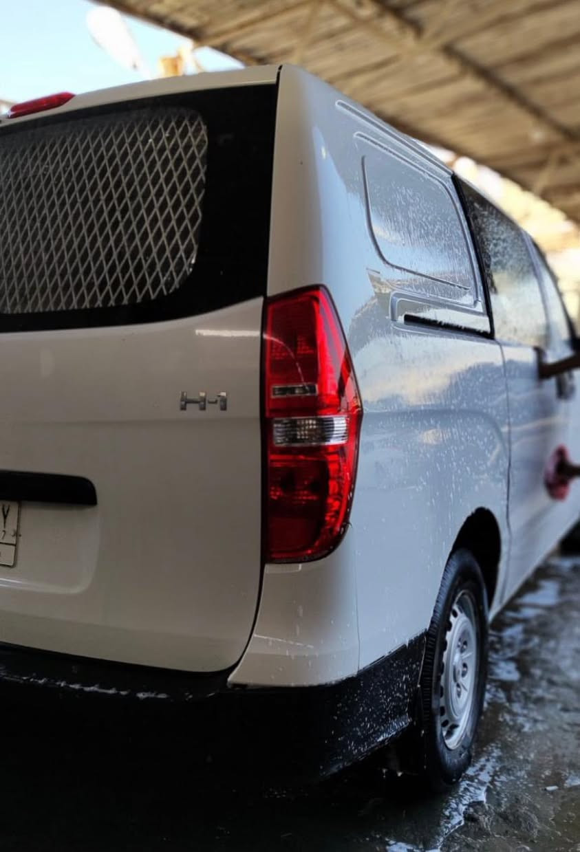 للبيع كيا ستاركس موديل 2016 دخول جديد ادوات محرك بانزين كير عادي سياره تسجل حمل تسجيل مباشر مكفوله من الكص ونقل جثه كلهه عل لبلاد كير محرك حداده تخم تاير جديد تبريد كهربائيات جاهزه مكفوله من الضربه وصبغ سعر 95 وبيهه مجال مكاني البصره للستفسار ***********
