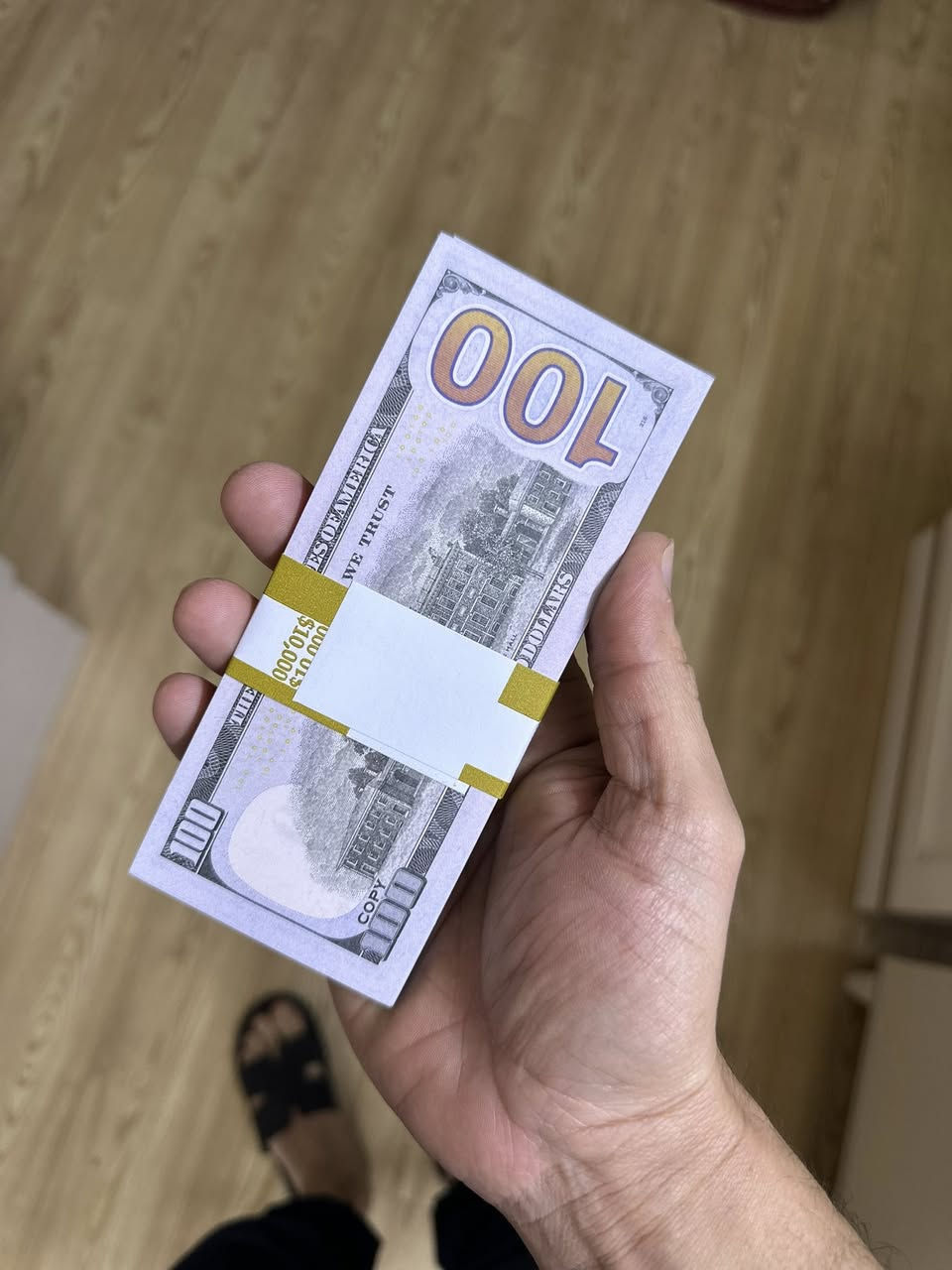 شدات دولار copy طباعة عالي كوالتي 
للتصوير والديكور 
سعر الشدة ١٥ الف 
متوفر جملة


**إذا كنت صاحب هذا الإعلان وتريد حذفه لأي سبب، رجاءا أرسل رسالة إلى الدعم الفني**