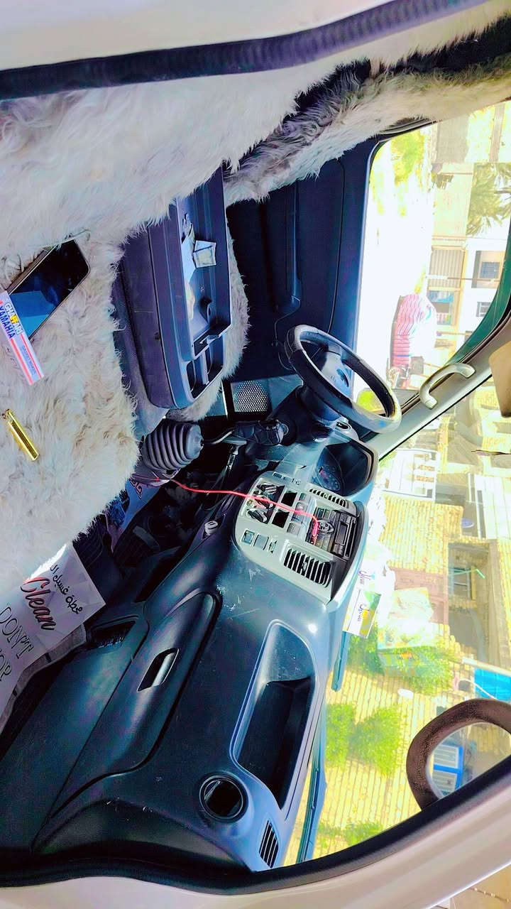 نيسان يورفان براد محرك كاز موديل 2012 بسمي السياره تلفون ***********

