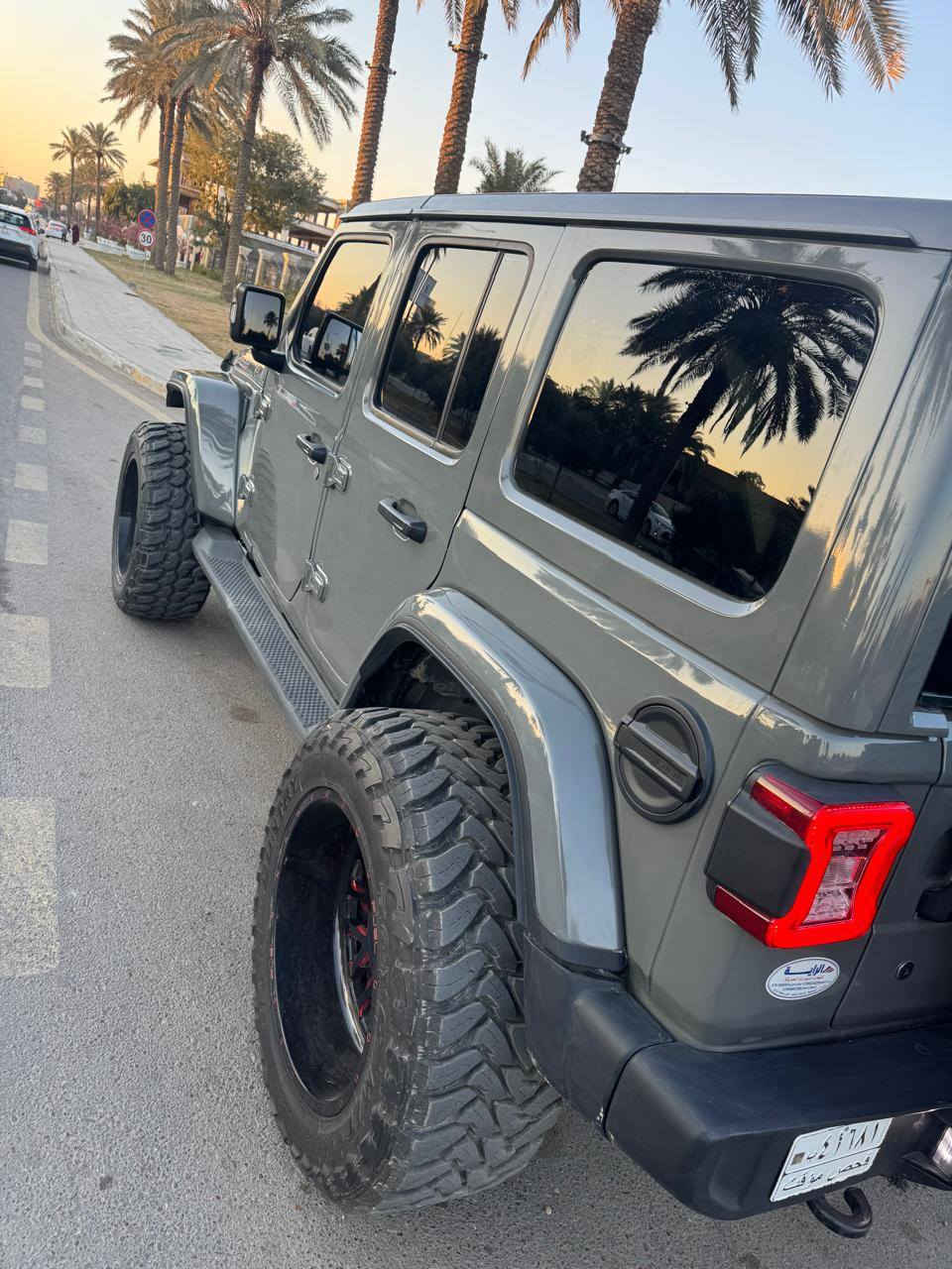 جيب رانجلر  2023
6سلندر  محرك 3600  صور الحادث بلمنشور 
السياره زيرو ماشيه تقريبا 
2.500 كم 
بصمة 
تصليح درجه اولئ وصبغ عام للجمالية 
السياره كشف واضافة سقف لنفس الموديل  .
صورة الحادث .بلمنشور
السعر 190 بيهه مجال 
مكاني بغداد الحارثيه ***********
