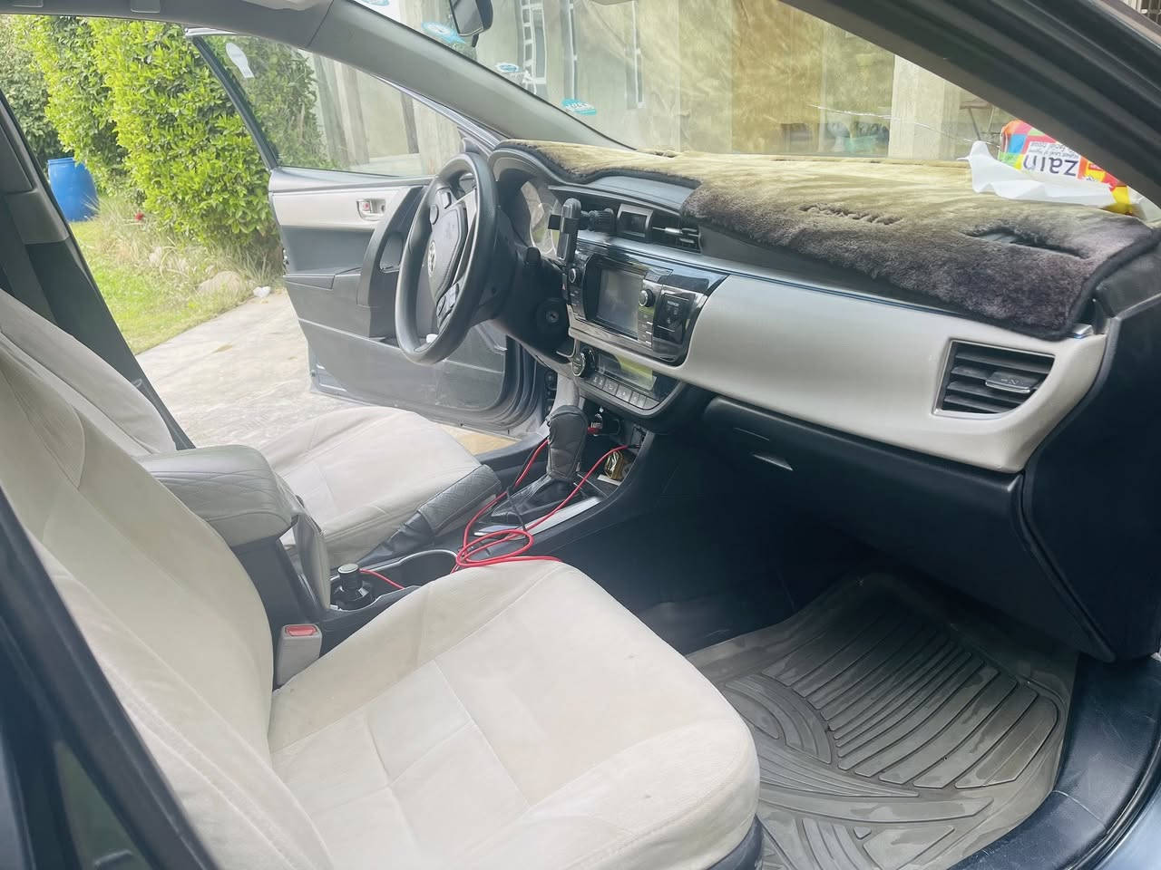 من رخصت الادمن
كورلا 2016 وارد امريكي
محرك 2000 المرغوب 
سياره كامله من كلشي صدر جديد قبل اسبوع نقص برغي مابيه ممبدل بيه ولا قطعه ضرر خفيف ومصلح كما موضح يمك 
فول مواصفات تدفىئه تبريد شغالات 
رايده 127$ وبيه مجال بسيط اذا شراي 
التواصل اتصال او واتس 
***********
