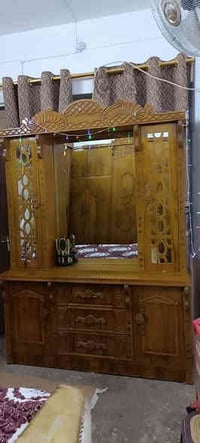 غرفة نوم سعر 900 بعدها بنايلونها اتصل علي رقم غير متواجد ع فيس مع دوشك...