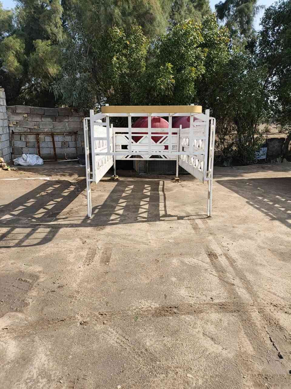 السلام عليكم محجر كيا للبيع محجر نظيف كلش العنوان النجف للاستفسار ***********
