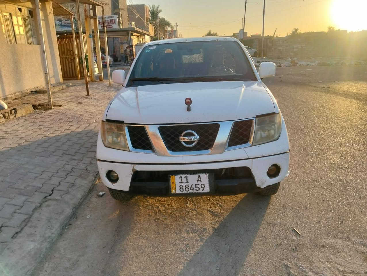 نيسان نيفاره موديل 11 سياره نضيفه تبريد شغال تخم تاير سعر 95وبيهه مجال اي ستفسار انتصل وسهله ***********
