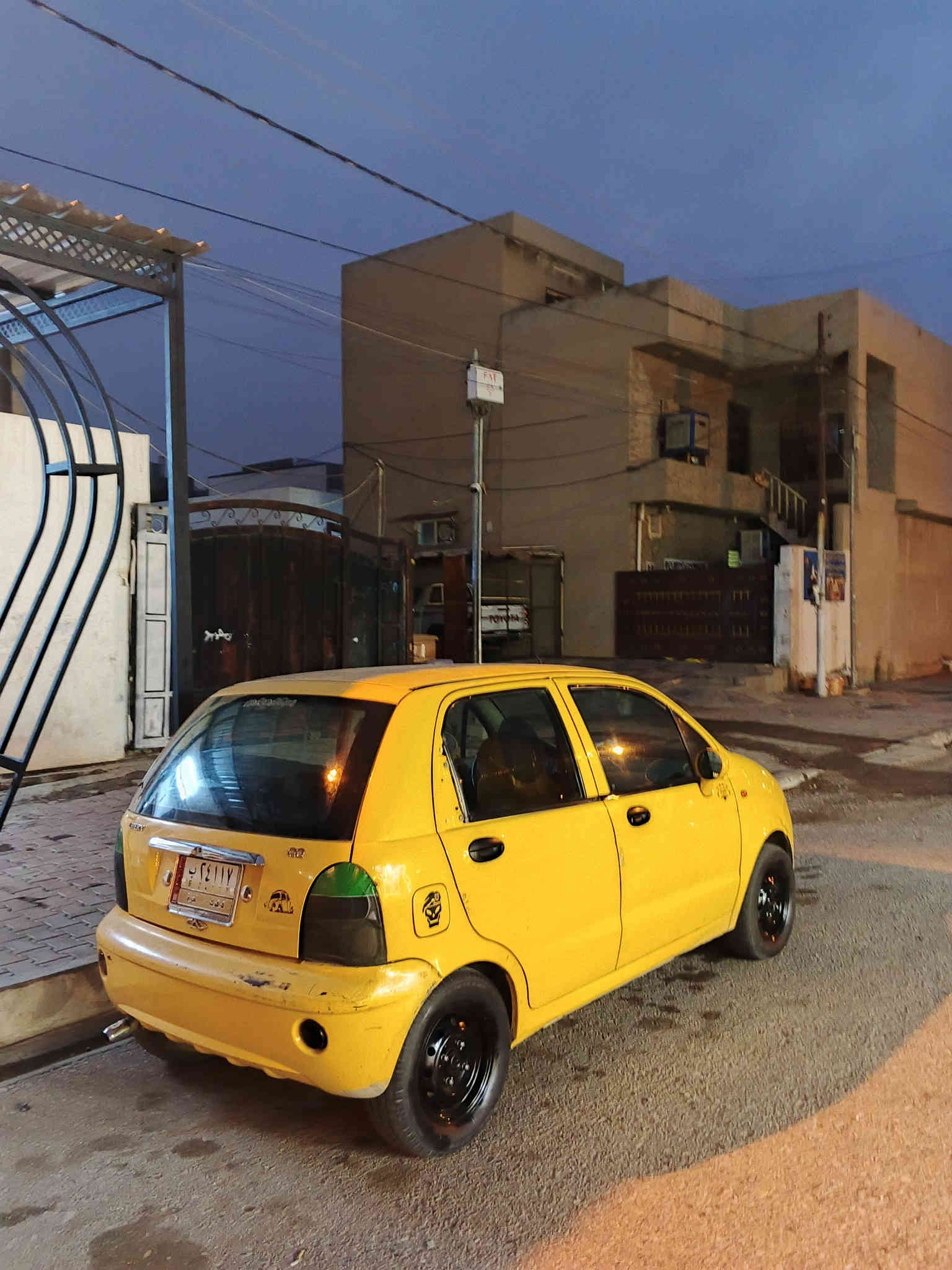 سلام عليكم عدنا سيارة كوكو موديل 2012 و محرك بشرط سنوية 2030 سعرها 24 ورقة و بي مجال  عنوان كركوك رقم الهاتف ***********
