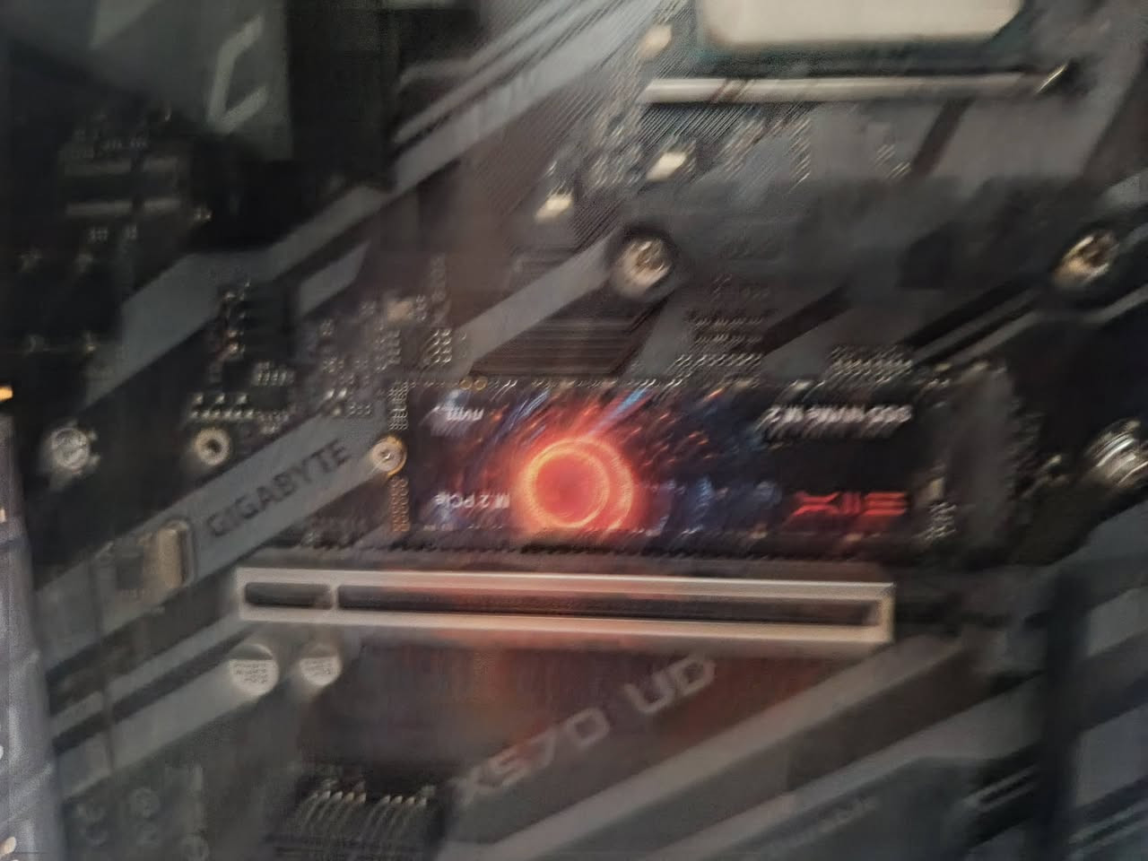 قطع للبيع 

المعالج ryzen 5 5600x السعر 180 الف وبي مجال بسيط 

الرام ddr 4 16 g سرعه 3600 السعر 140 

m. 2 -1t سرعه 7400 السعر 150 جديد 

مذربورد x570 السعر 250 الف 

كيس جديد sama يحتوي شاشه اماميه السعر 150


**إذا كنت صاحب هذا الإعلان وتريد حذفه لأي سبب، رجاءا أرسل رسالة إلى الدعم الفني**
