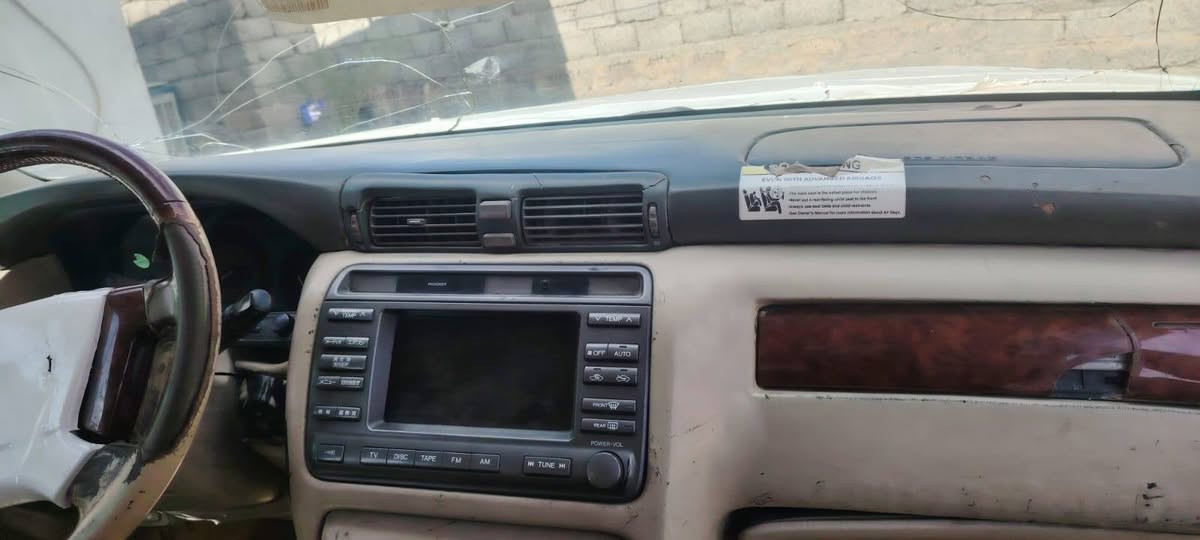 السلام عليكم
سياره ملكه للبيع دوات
تبريد ثلج 🥶
صدر جديد 
محرك وكير شرط 
السعر 25وبه مجال
المكان الزويه 
الاتصال ***********
